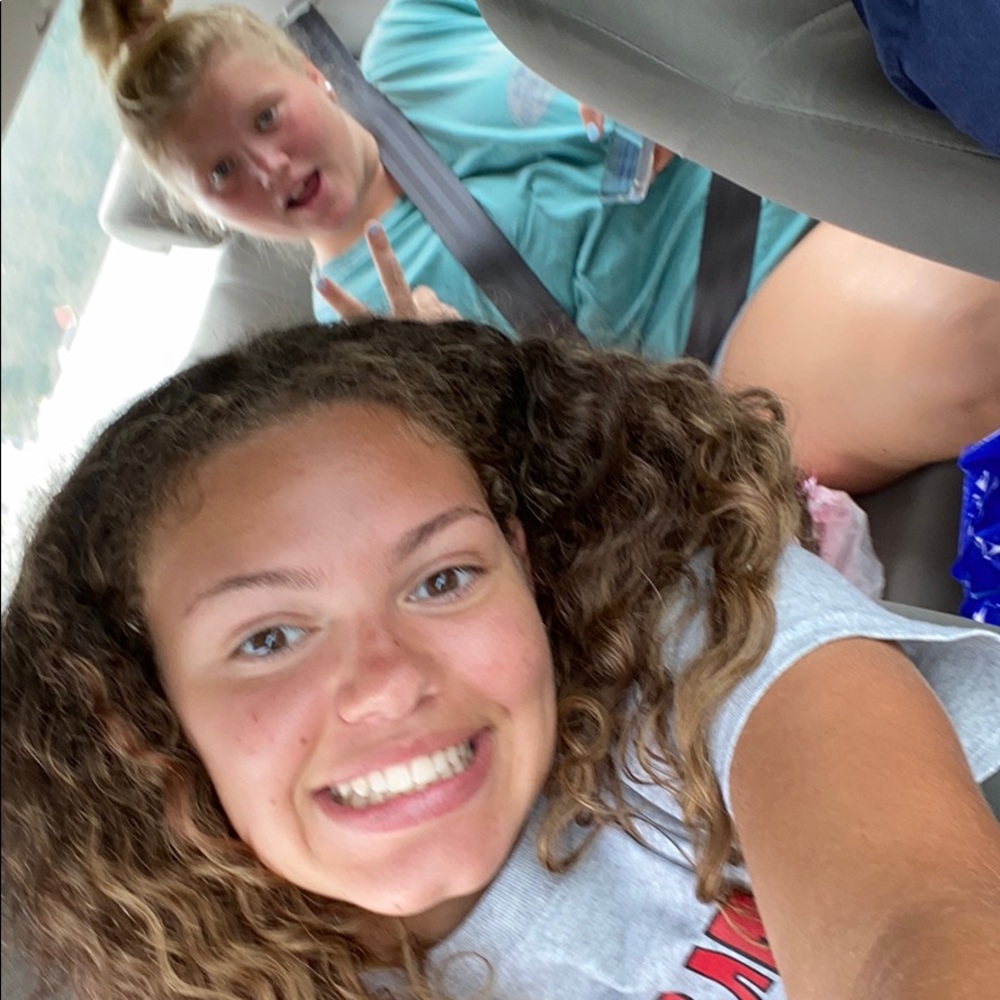 Meet your Posher, Mackenzie